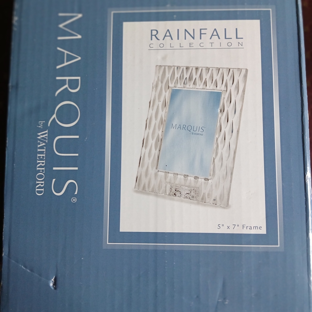 Rainfall Collection Frame - Silver